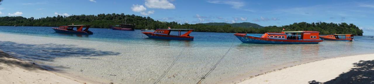 Blue Bay Divers Likupang Exterior foto