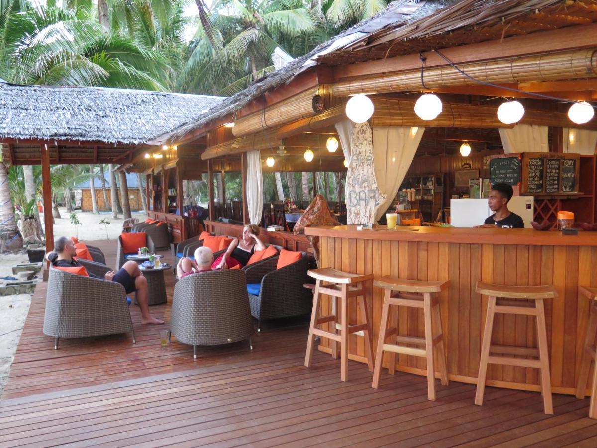 Blue Bay Divers Likupang Exterior foto